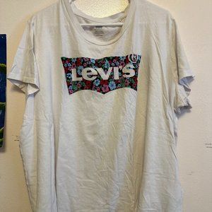 Plus Size Levi's Logo Tee Floral